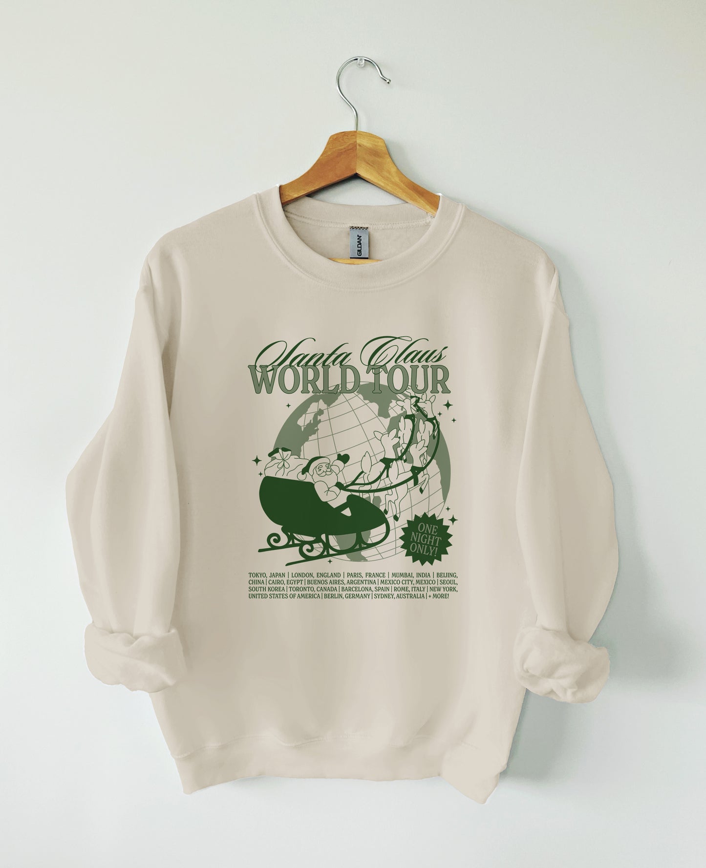 Vintage Santa World Tour crewneck